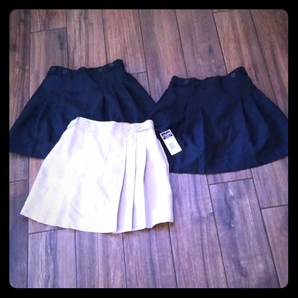 Chaps Uniform Skort ( Navy Blue)